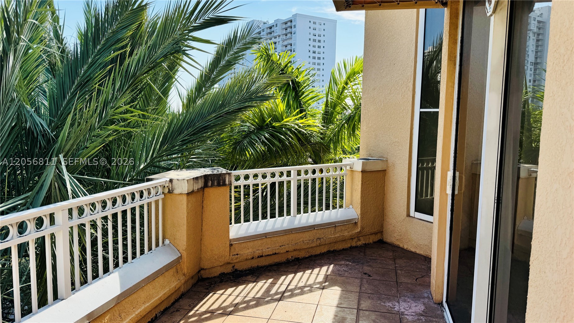 ALAQUA CONDO - Residential