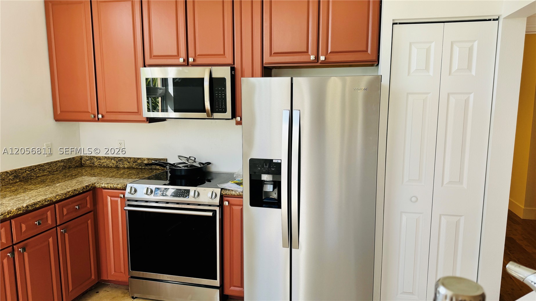 ALAQUA CONDO - Residential