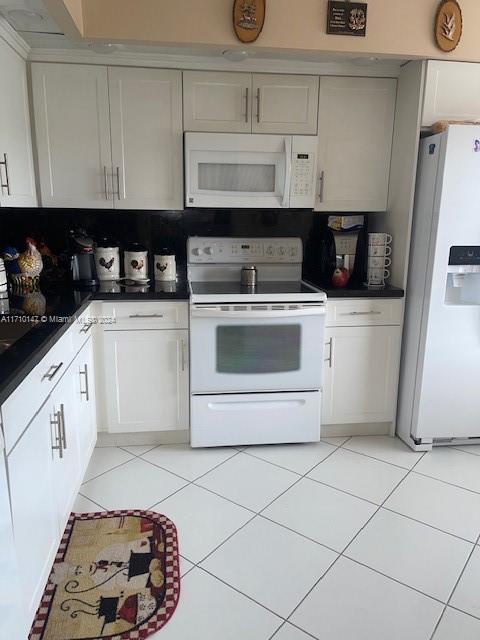 SUFFOLK AT CENTURY VILLAG - Residential