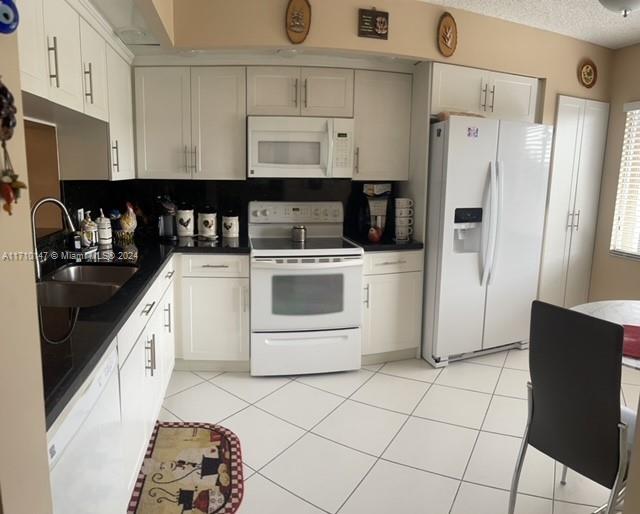SUFFOLK AT CENTURY VILLAG - Residential
