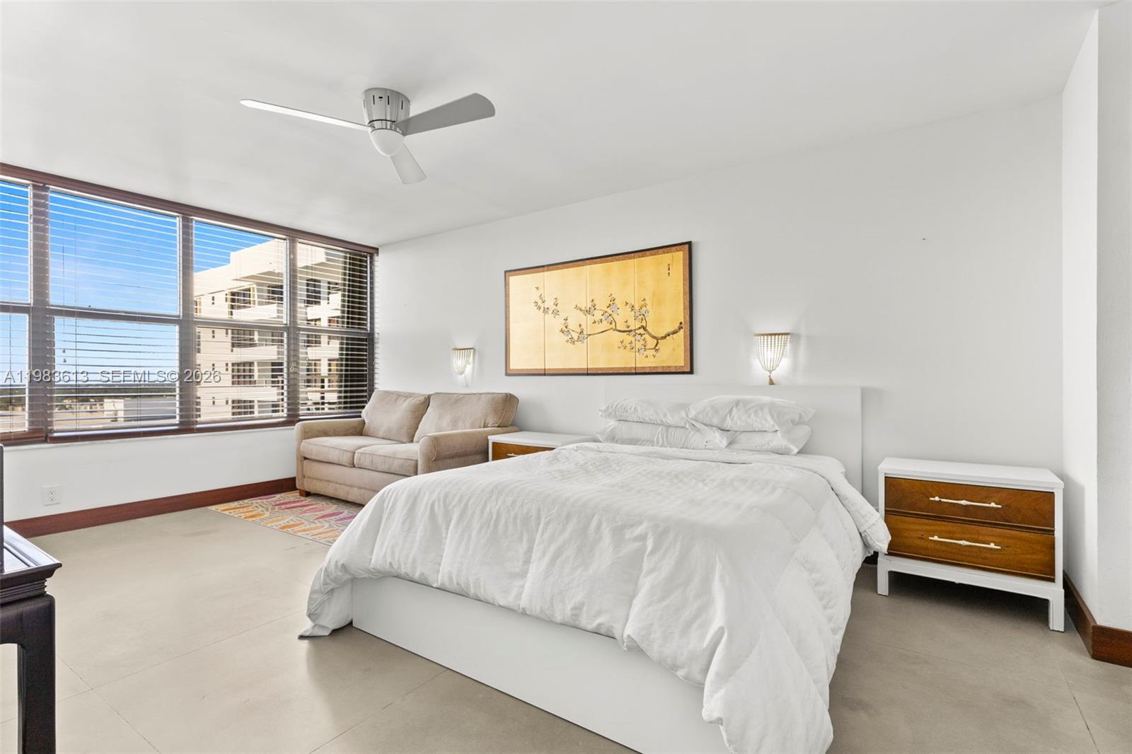 OLYMPUS CONDO PHASE - Residential