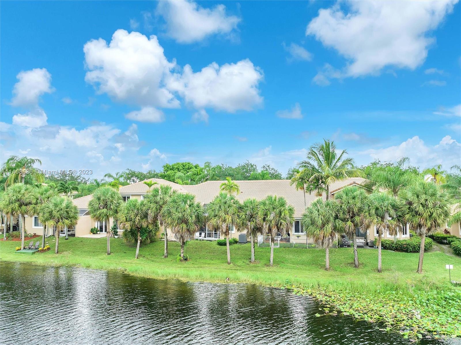 Grand Palms Courtyards - Residential