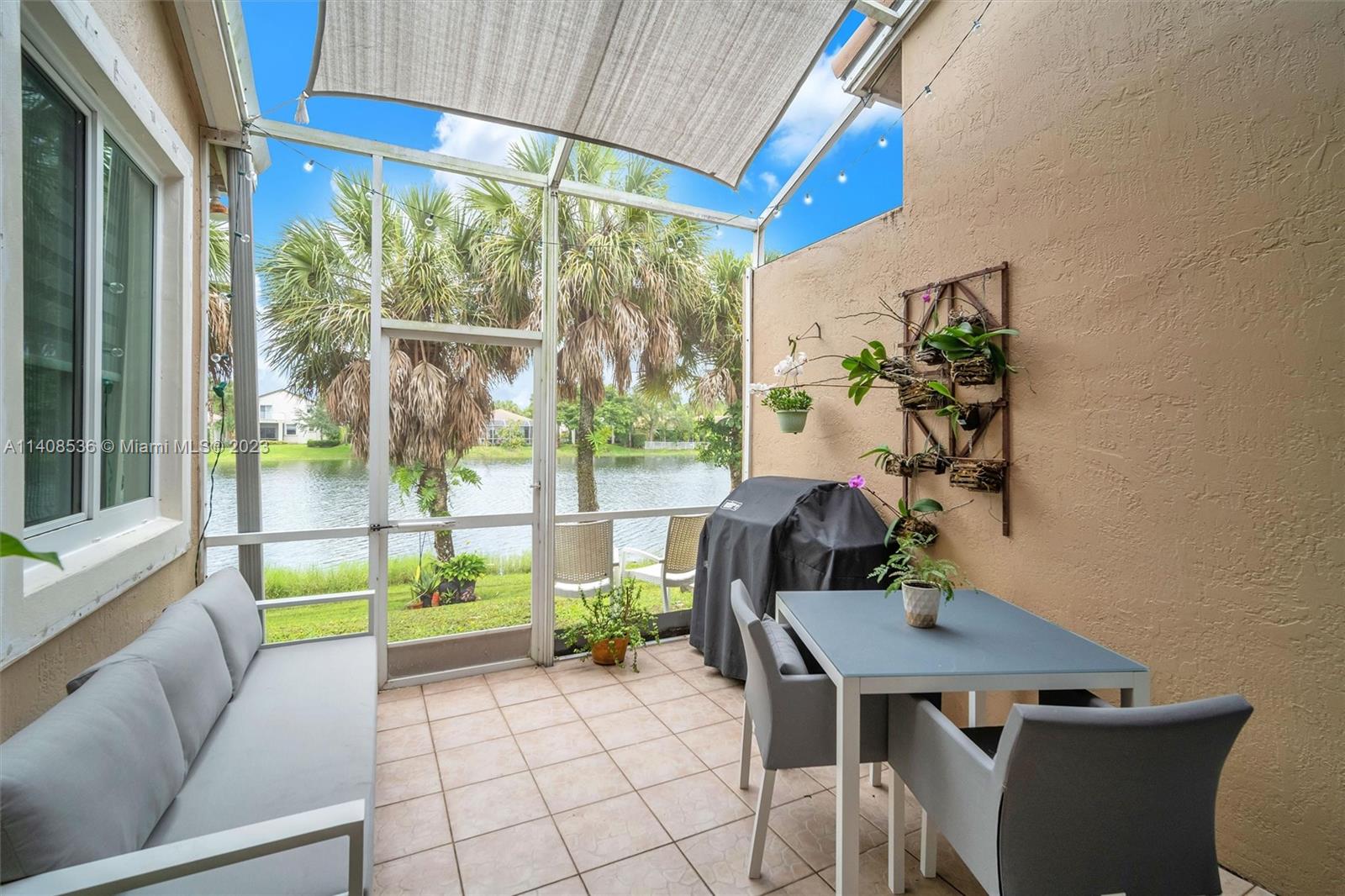 Grand Palms Courtyards - Residential