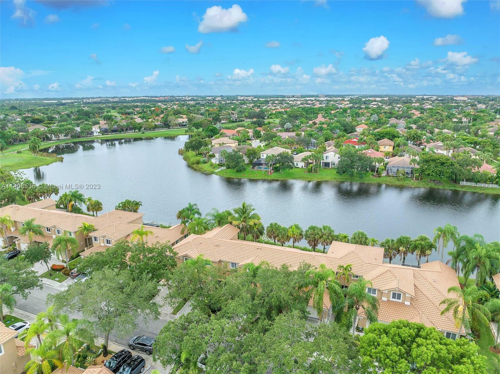 Grand Palms Courtyards - Residential