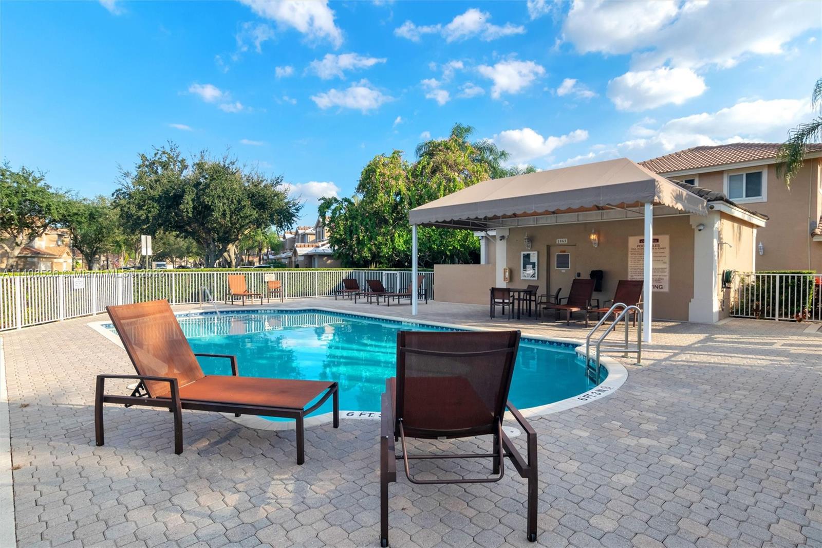 Grand Palms Courtyards - Residential