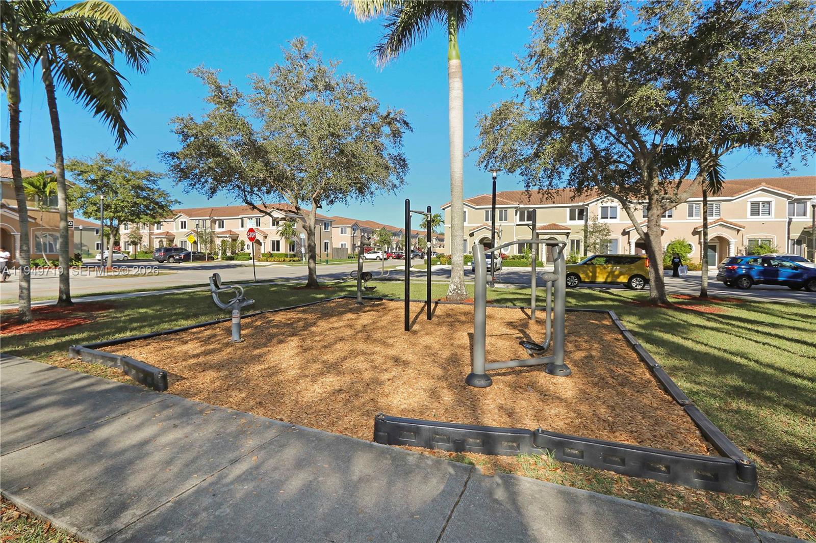 TOWNS AT SEASCAPE - Residential