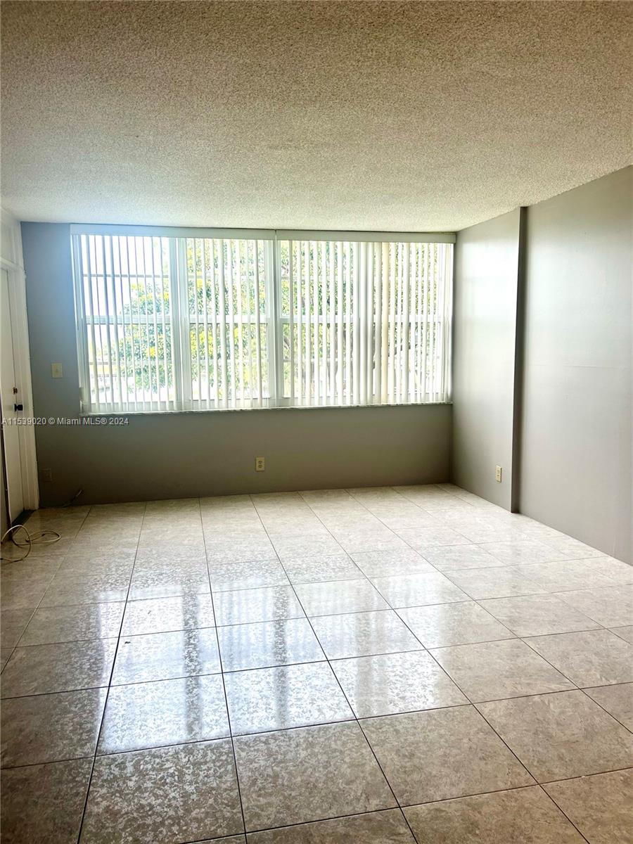 WATERGATE CONDOMINIUM NO - Residential Lease