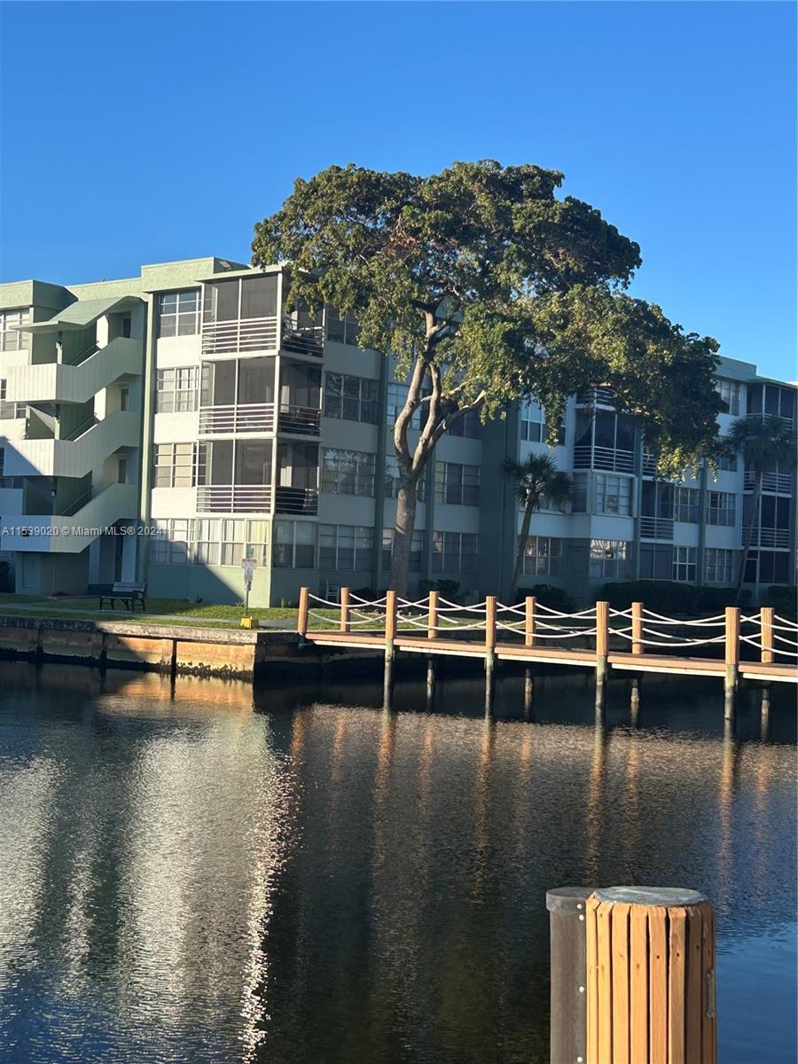 WATERGATE CONDOMINIUM NO - Residential Lease