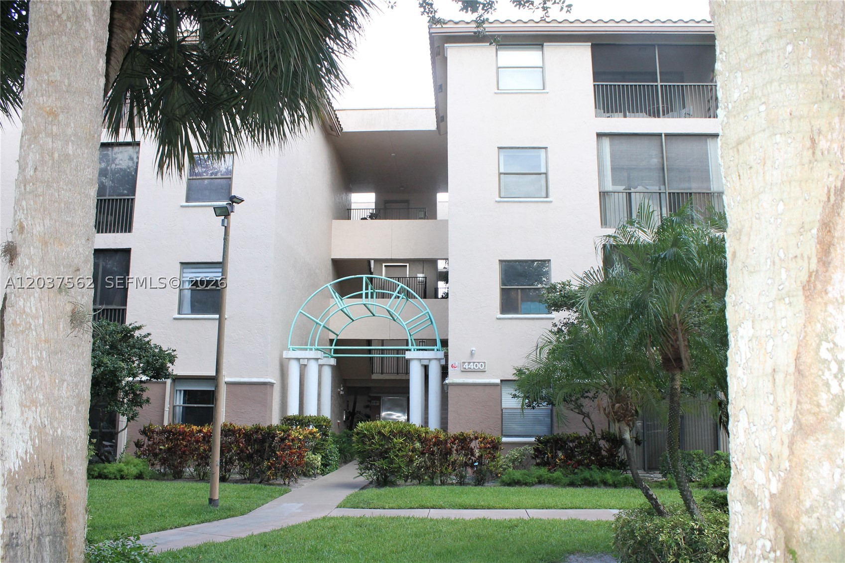 Well-maintained top-floor condo in Bayport Village at the Township, Coconut Creek! The open layout offers a split floor plan with the primary suite featuring a walk-in closet and huge bath. Bright and open dining and living area. Washer and Dryer are inside the unit. Conveniently located near a shopping plaza, movie theater, casino, and many well-known restaurants. Easy access to the Turnpike, Sawgrass Expressway, and I-95.