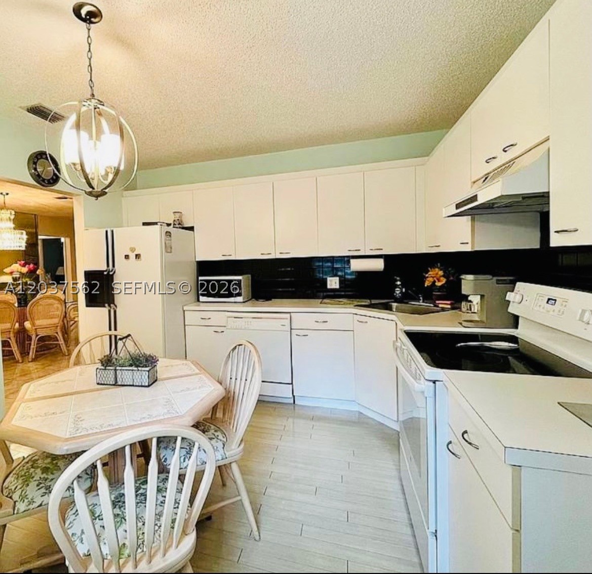 BAYPORT VILLAGE B CONDO - Residential