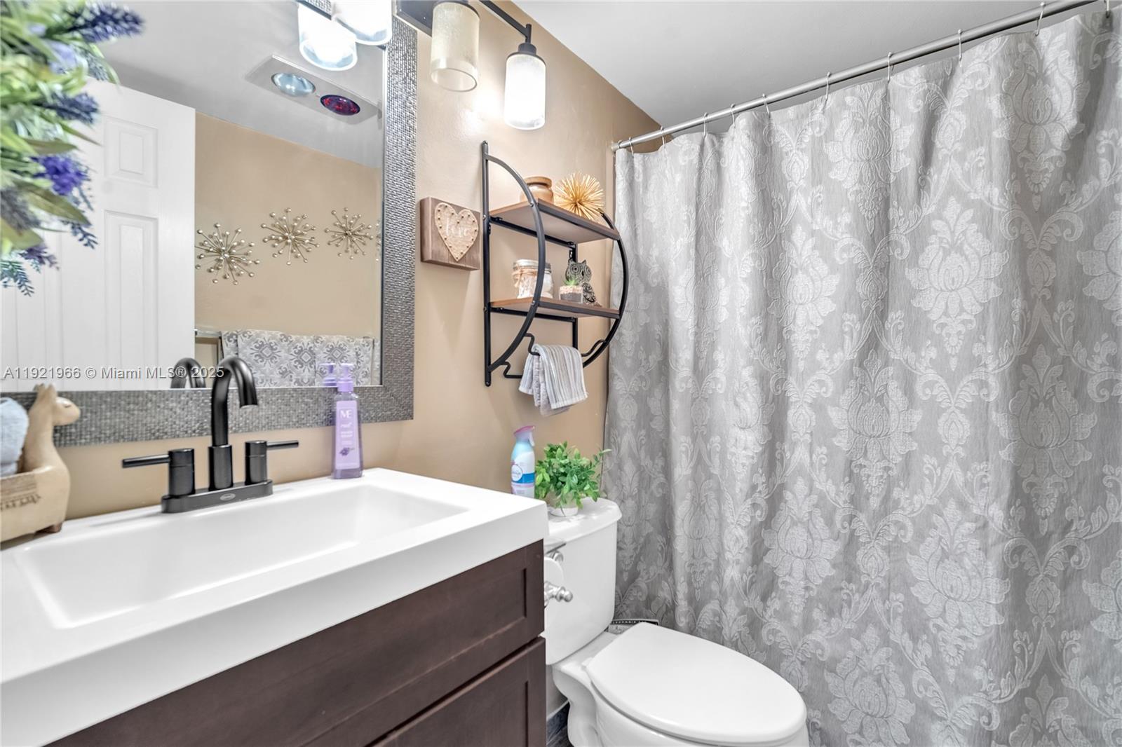 DURHAM F CONDO - Residential