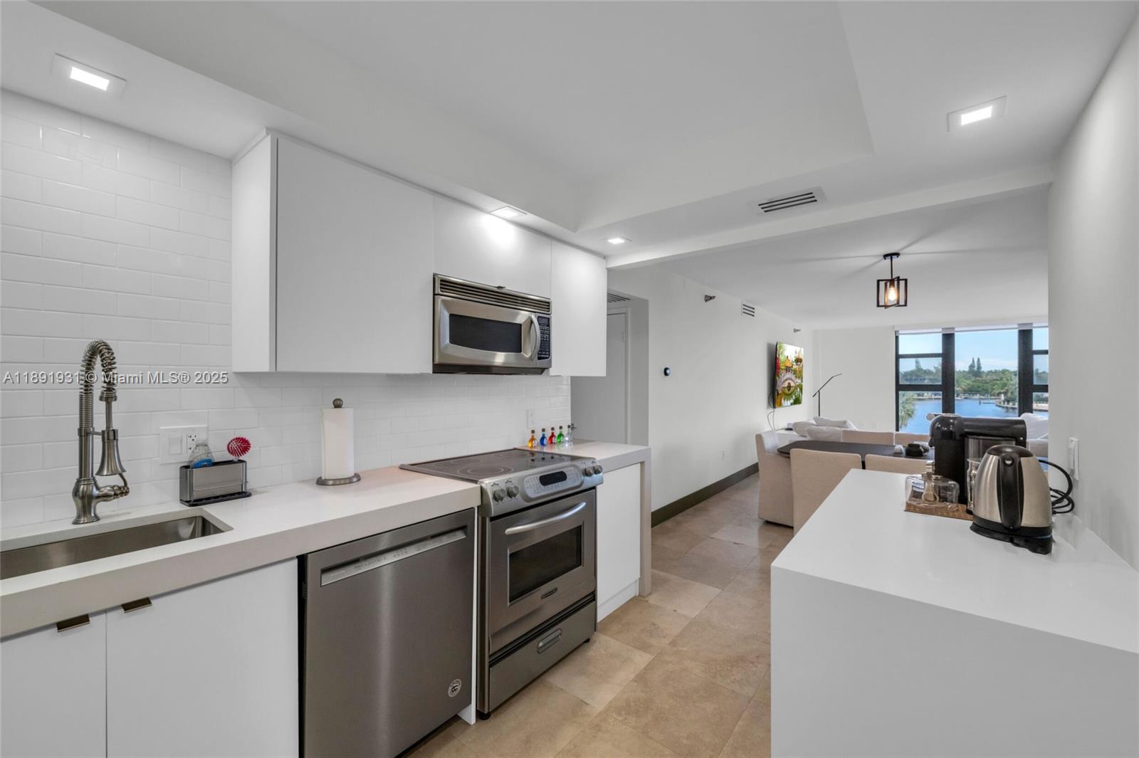 WATERVIEW CONDO - Residential