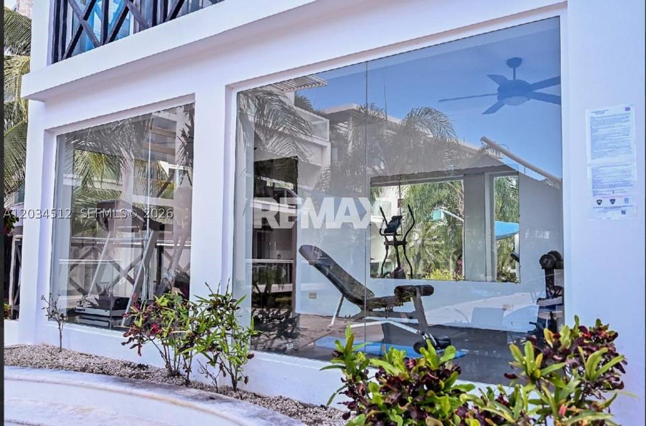 Costa Hermosa - Residential