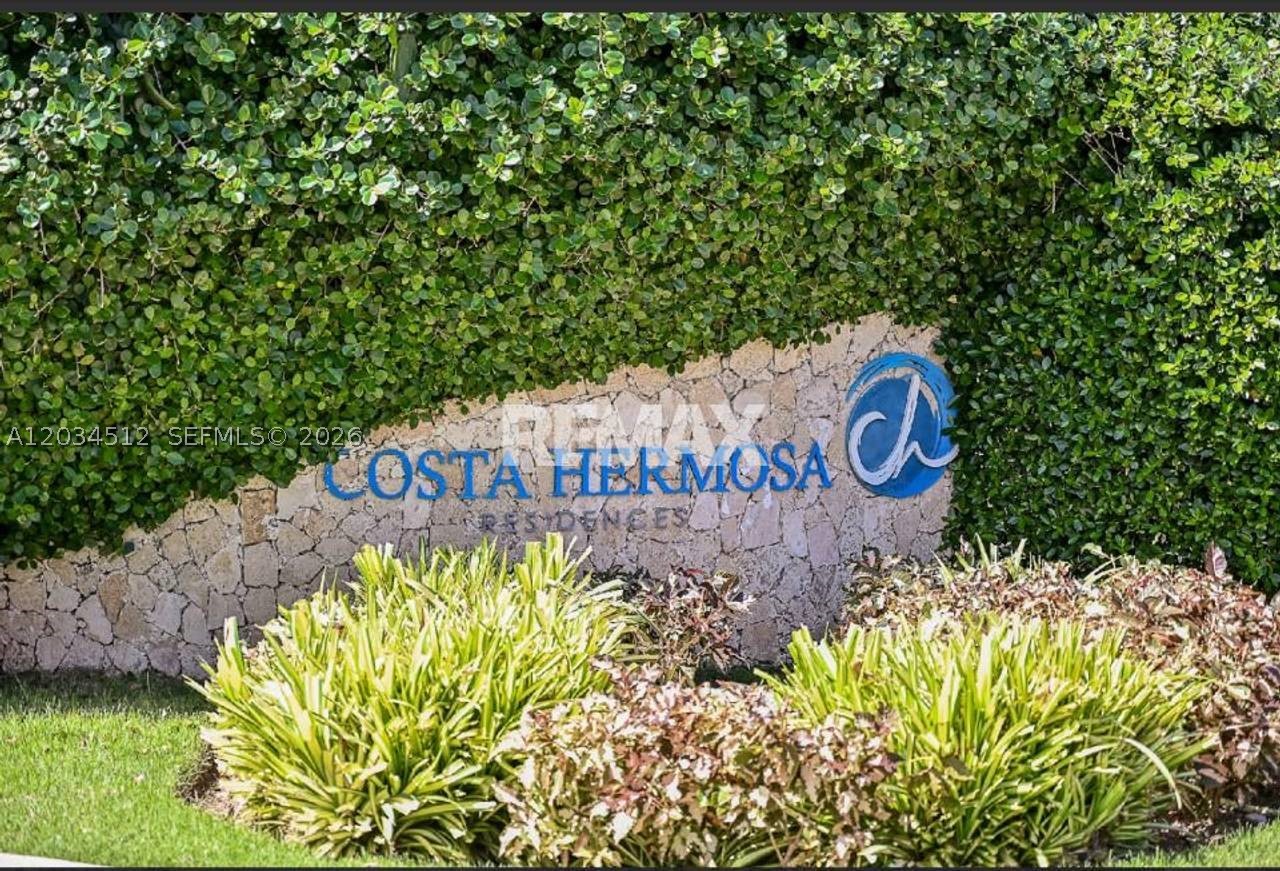 Costa Hermosa - Residential