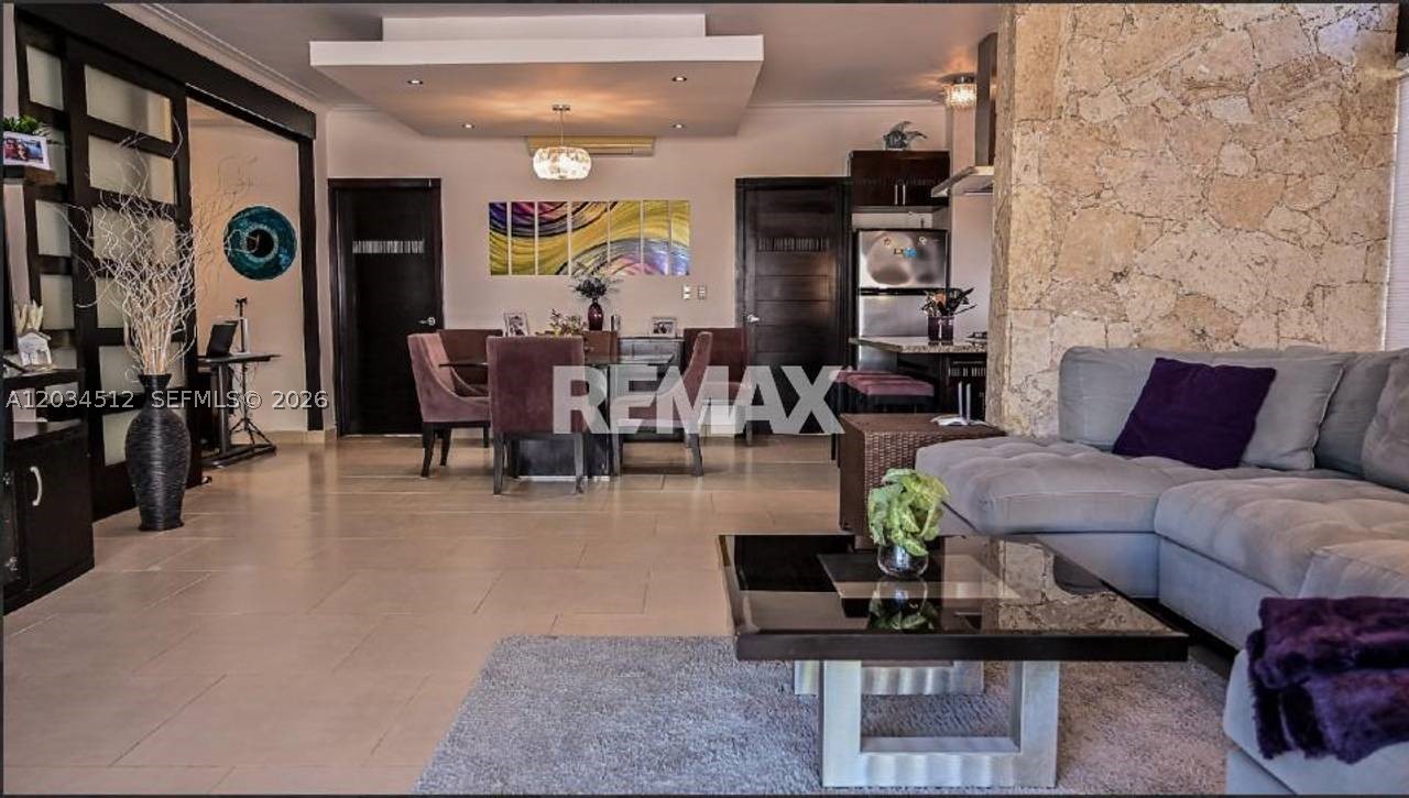 Costa Hermosa - Residential
