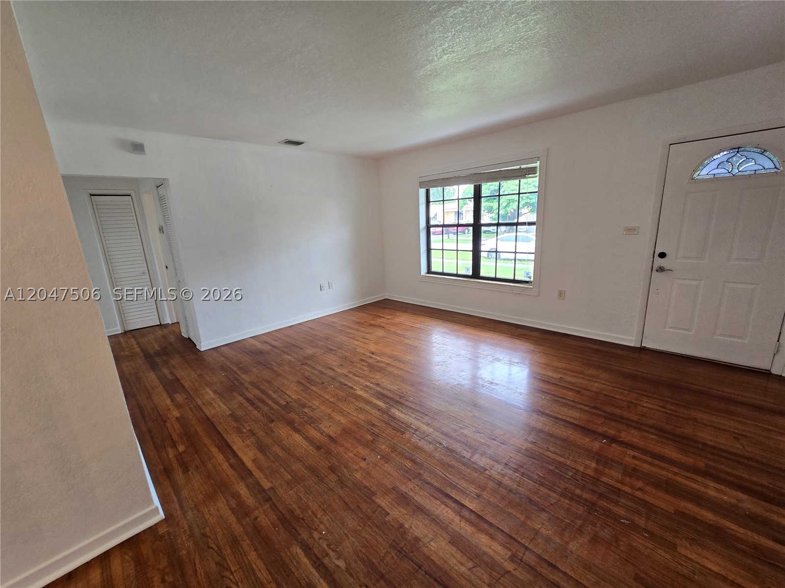 BISCAYNE GDNS SEC F PT 3 - Residential Lease