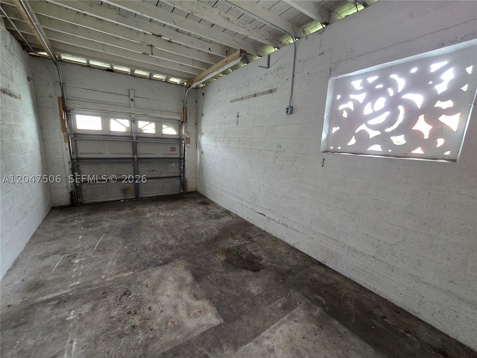 BISCAYNE GDNS SEC F PT 3 - Residential Lease