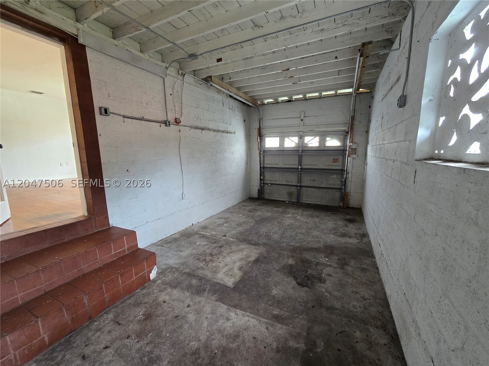 BISCAYNE GDNS SEC F PT 3 - Residential Lease
