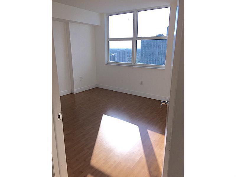 BRICKELL ON THE RIVER N T - Residential Lease