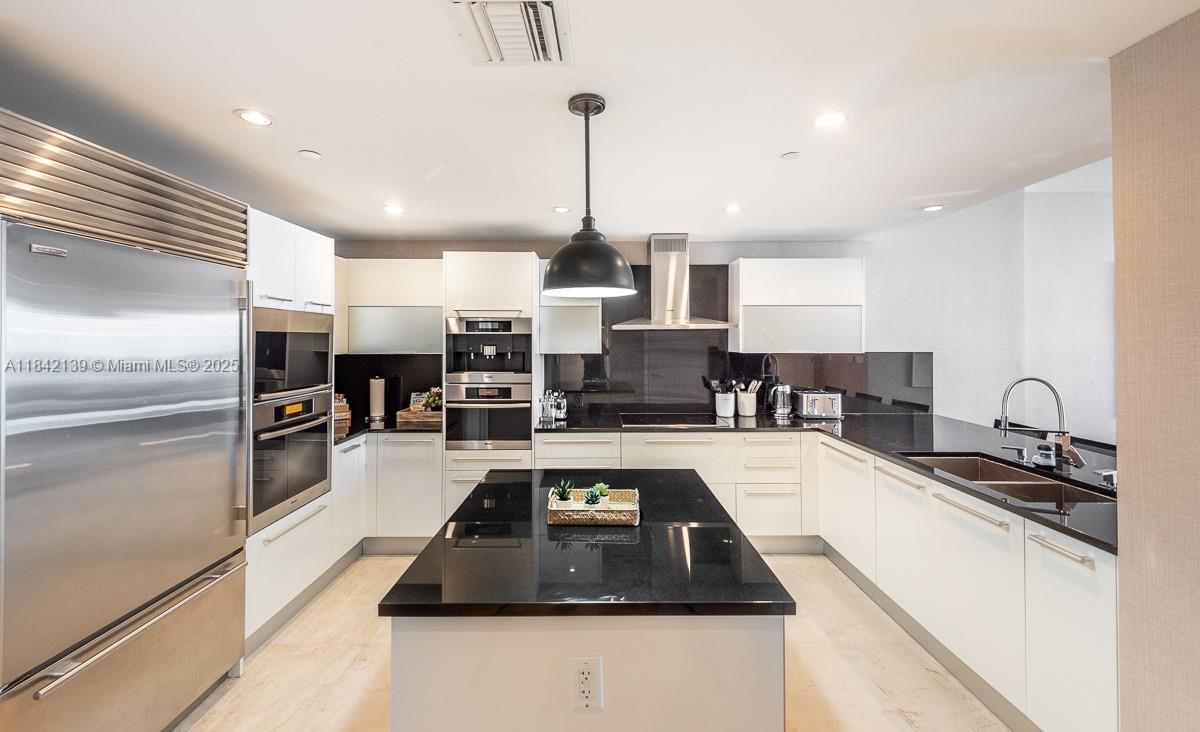 JADE OCEAN CONDO - Residential Lease