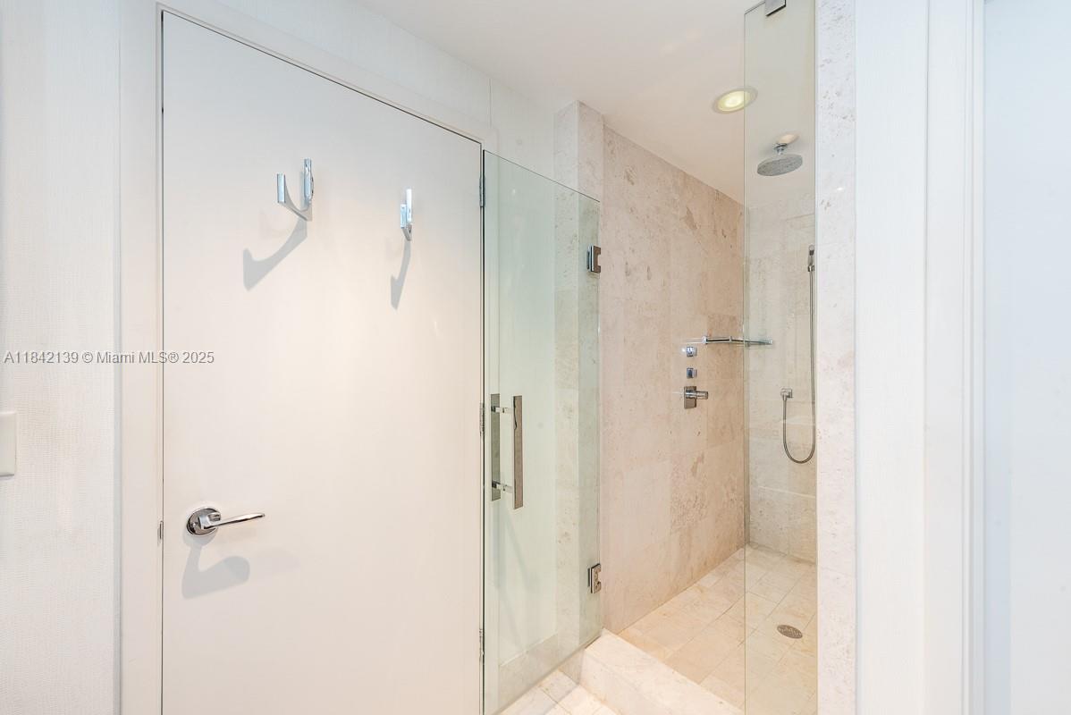 JADE OCEAN CONDO - Residential Lease