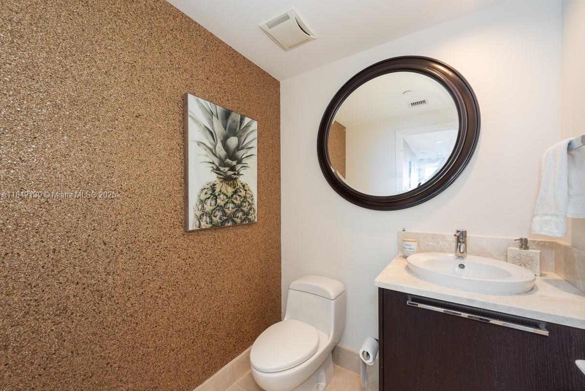 JADE OCEAN CONDO - Residential Lease