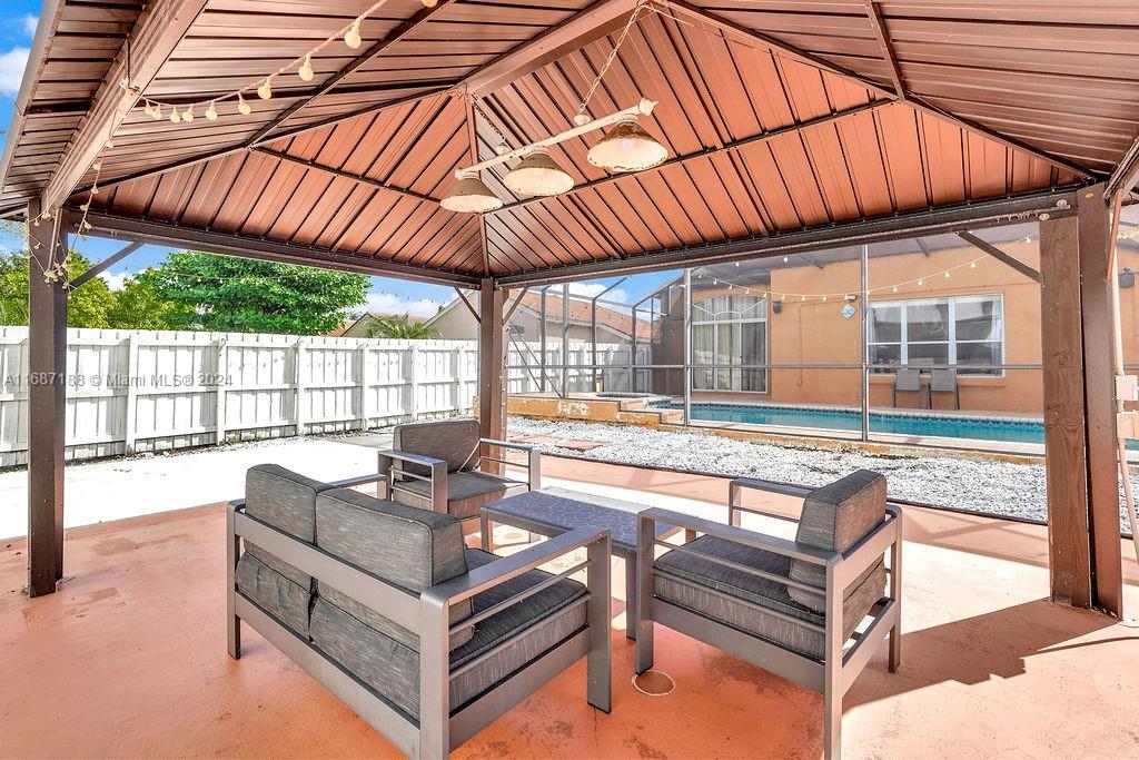 TWIN ACRES - Residential Lease
