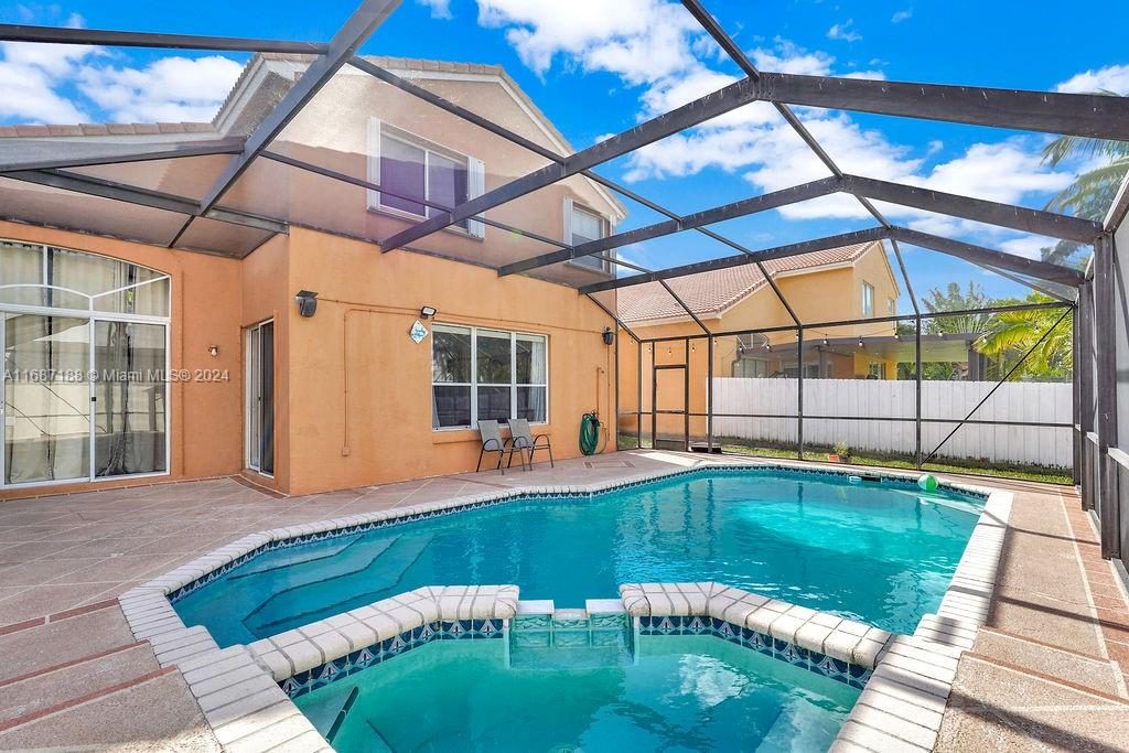 TWIN ACRES - Residential Lease