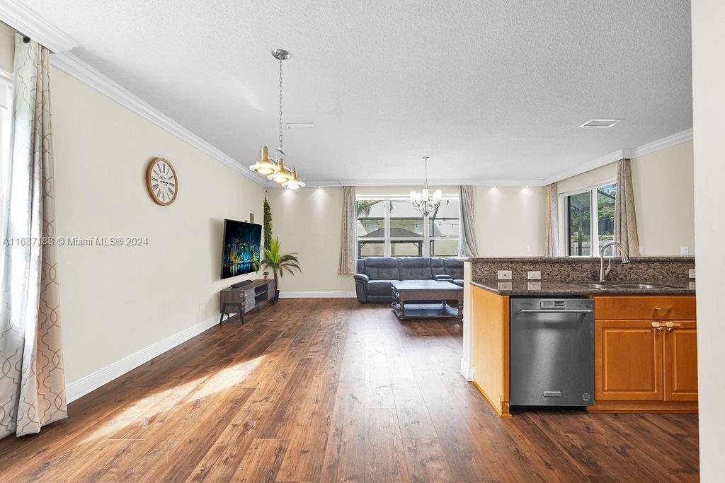 TWIN ACRES - Residential Lease
