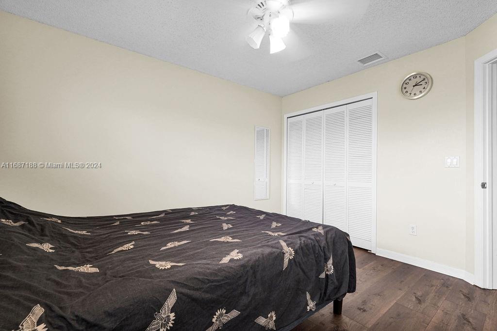 TWIN ACRES - Residential Lease