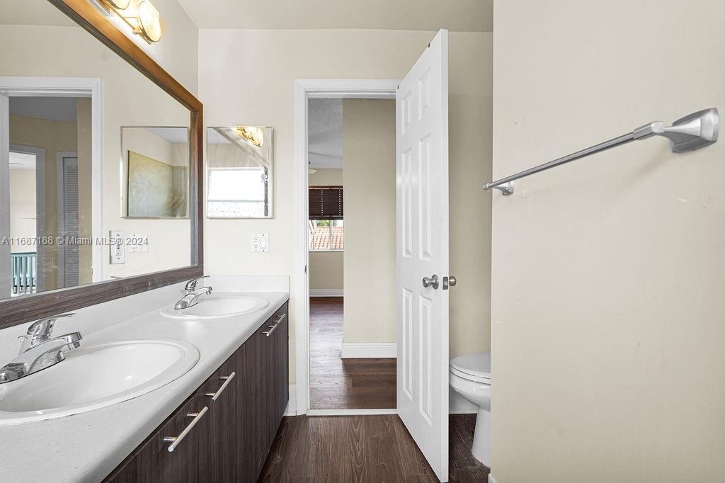 TWIN ACRES - Residential Lease