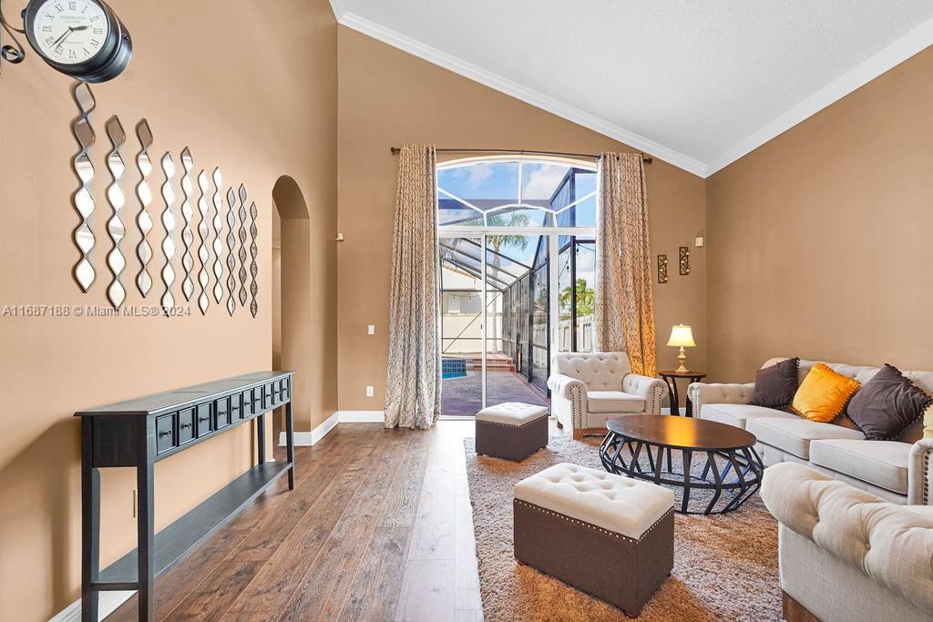 TWIN ACRES - Residential Lease