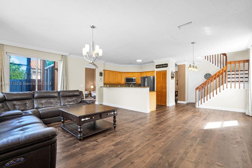 TWIN ACRES - Residential Lease