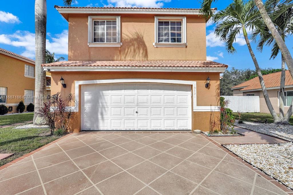TWIN ACRES - Residential Lease