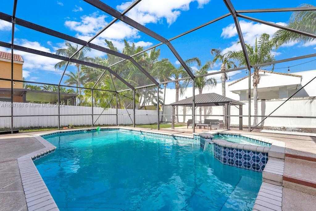 TWIN ACRES - Residential Lease