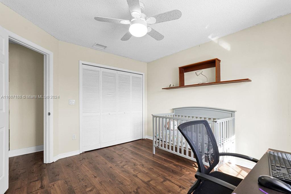 TWIN ACRES - Residential Lease