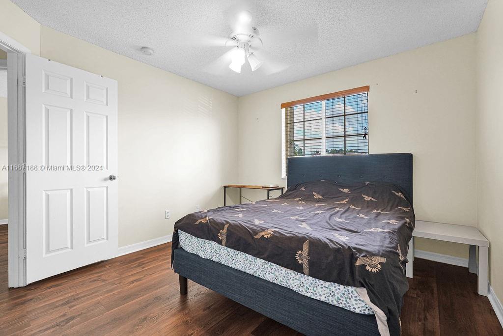 TWIN ACRES - Residential Lease