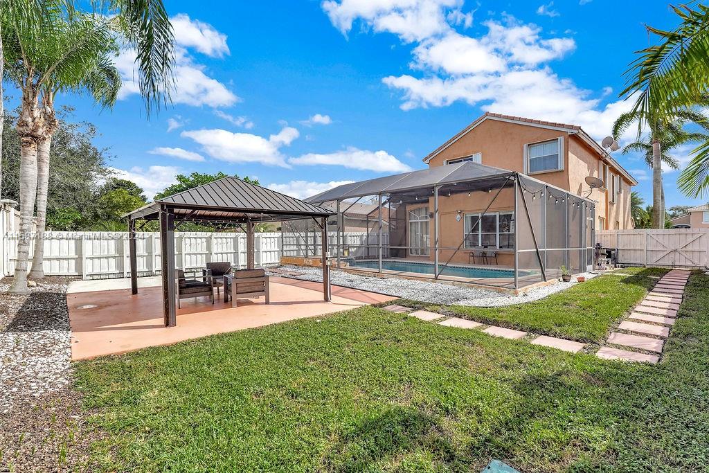 TWIN ACRES - Residential Lease