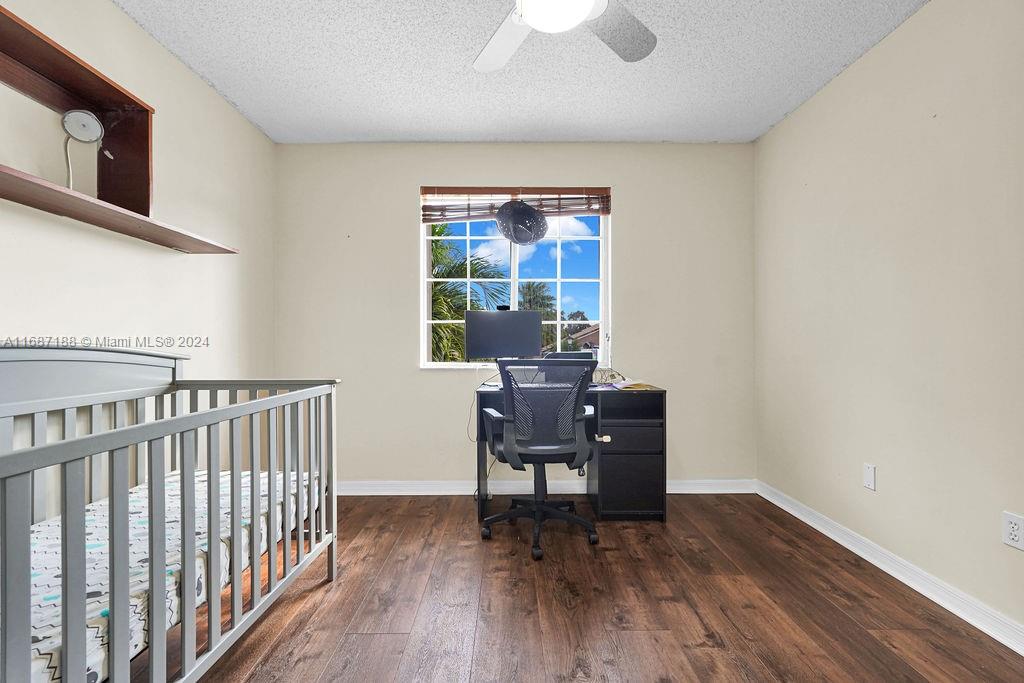 TWIN ACRES - Residential Lease