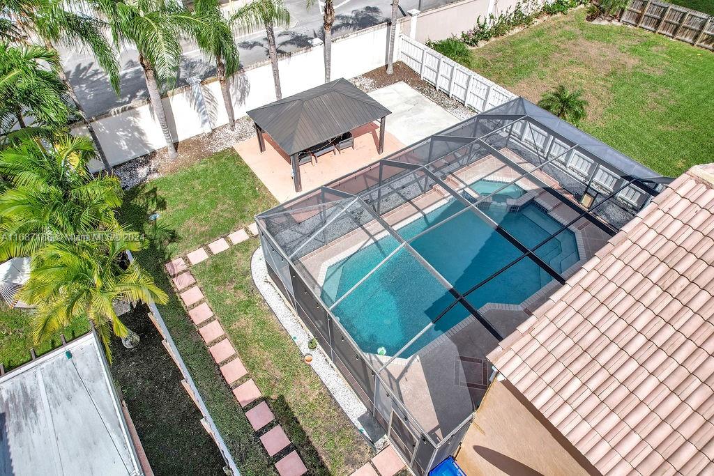 TWIN ACRES - Residential Lease