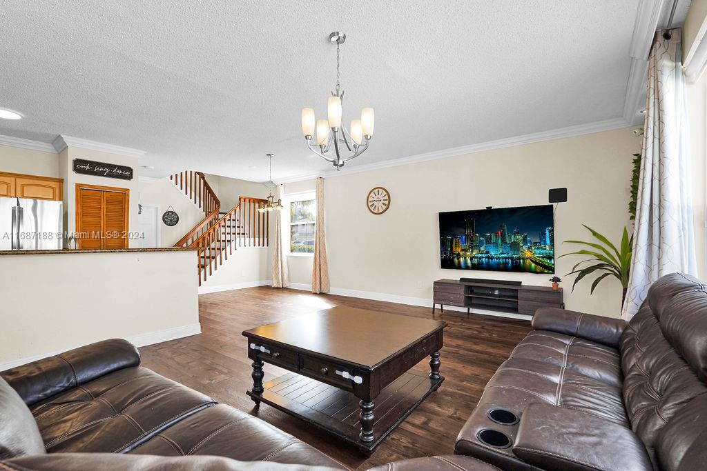 TWIN ACRES - Residential Lease
