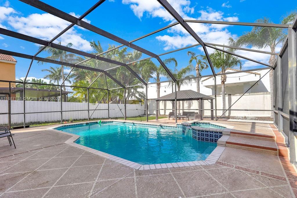 TWIN ACRES - Residential Lease