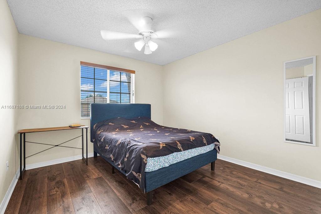 TWIN ACRES - Residential Lease