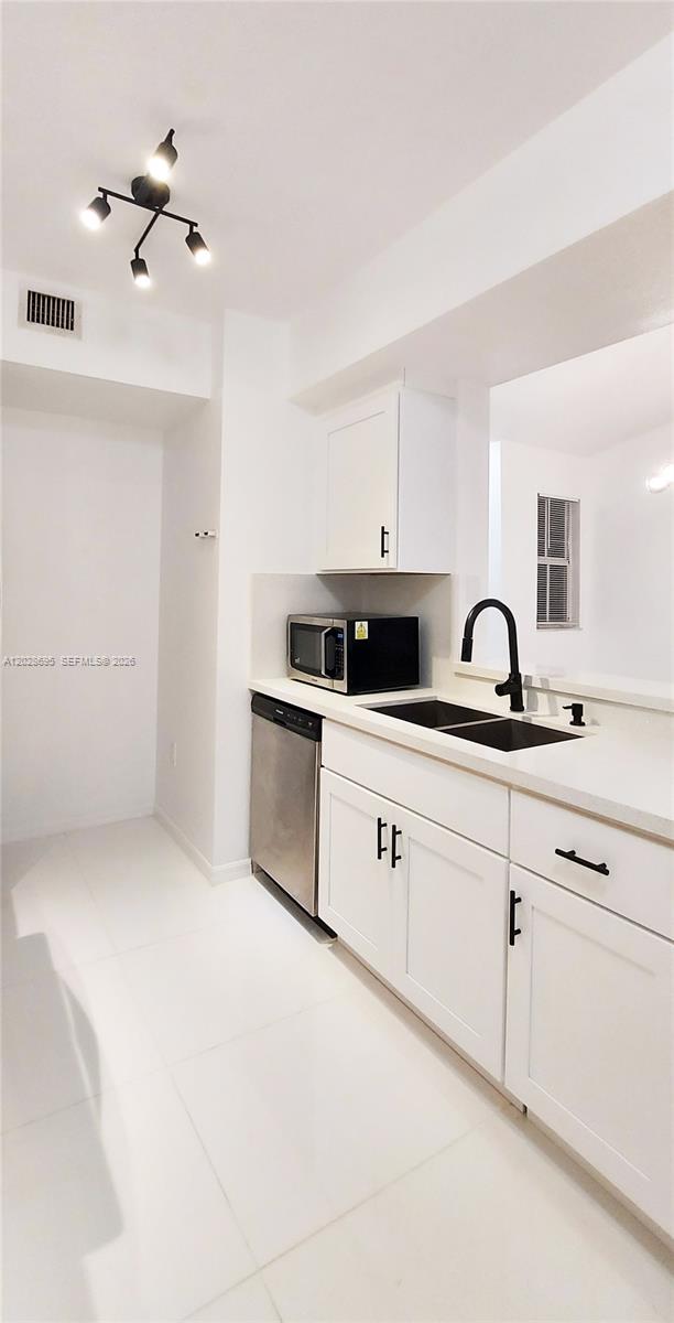 AVENTINE AT MIRAMAR CONDO - Residential Lease