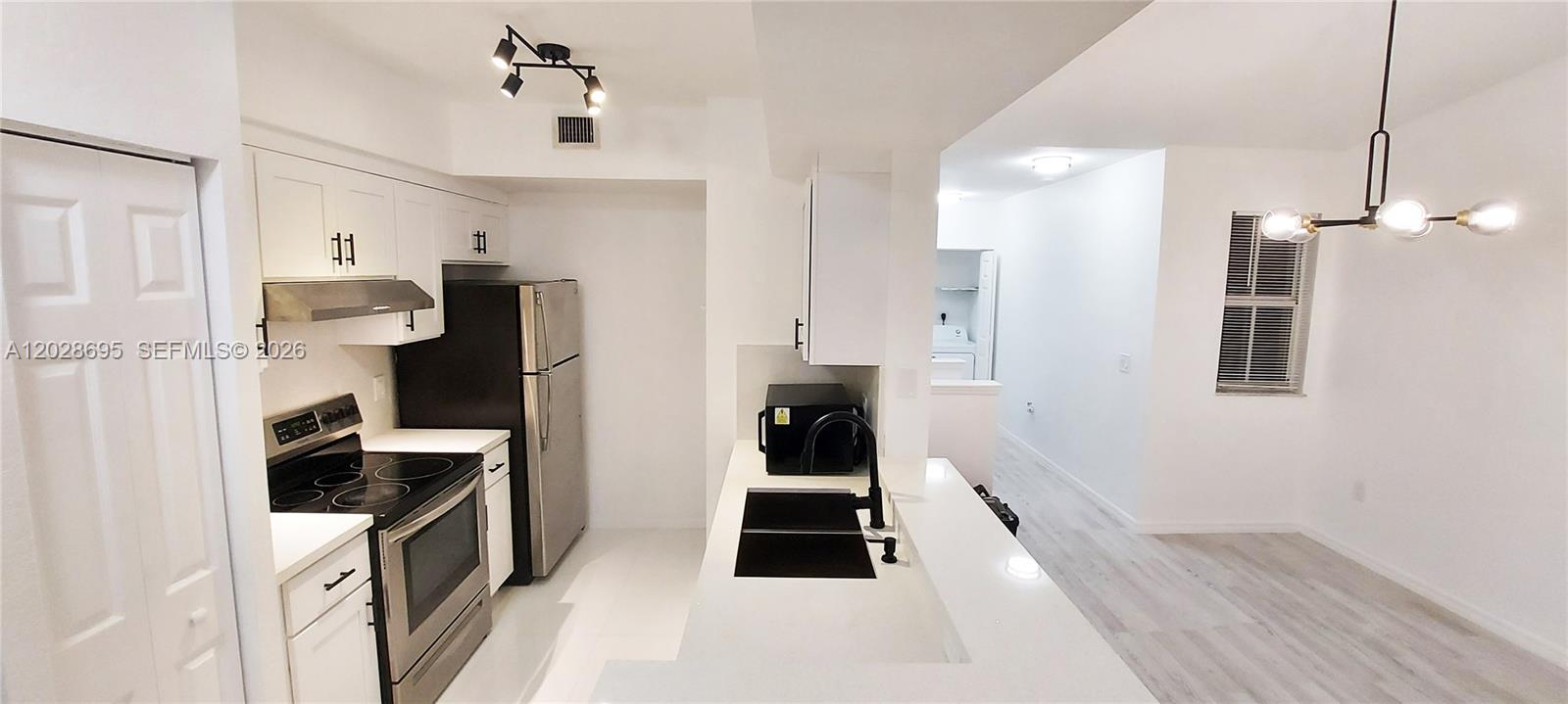 AVENTINE AT MIRAMAR CONDO - Residential Lease