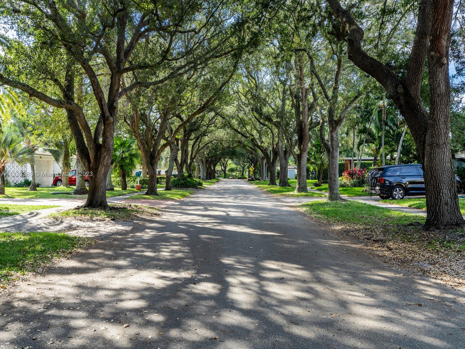 LAWN ACRES - Residential
