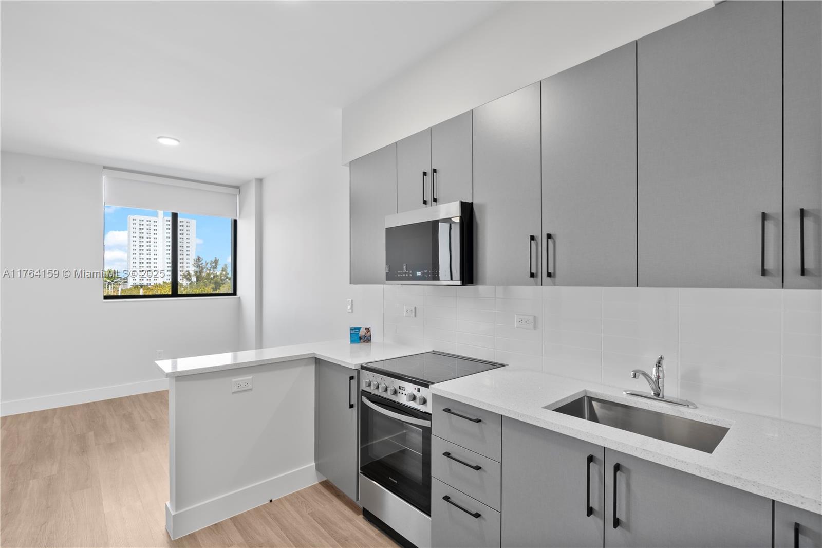 GRAND VIEW PARK - Residential Lease