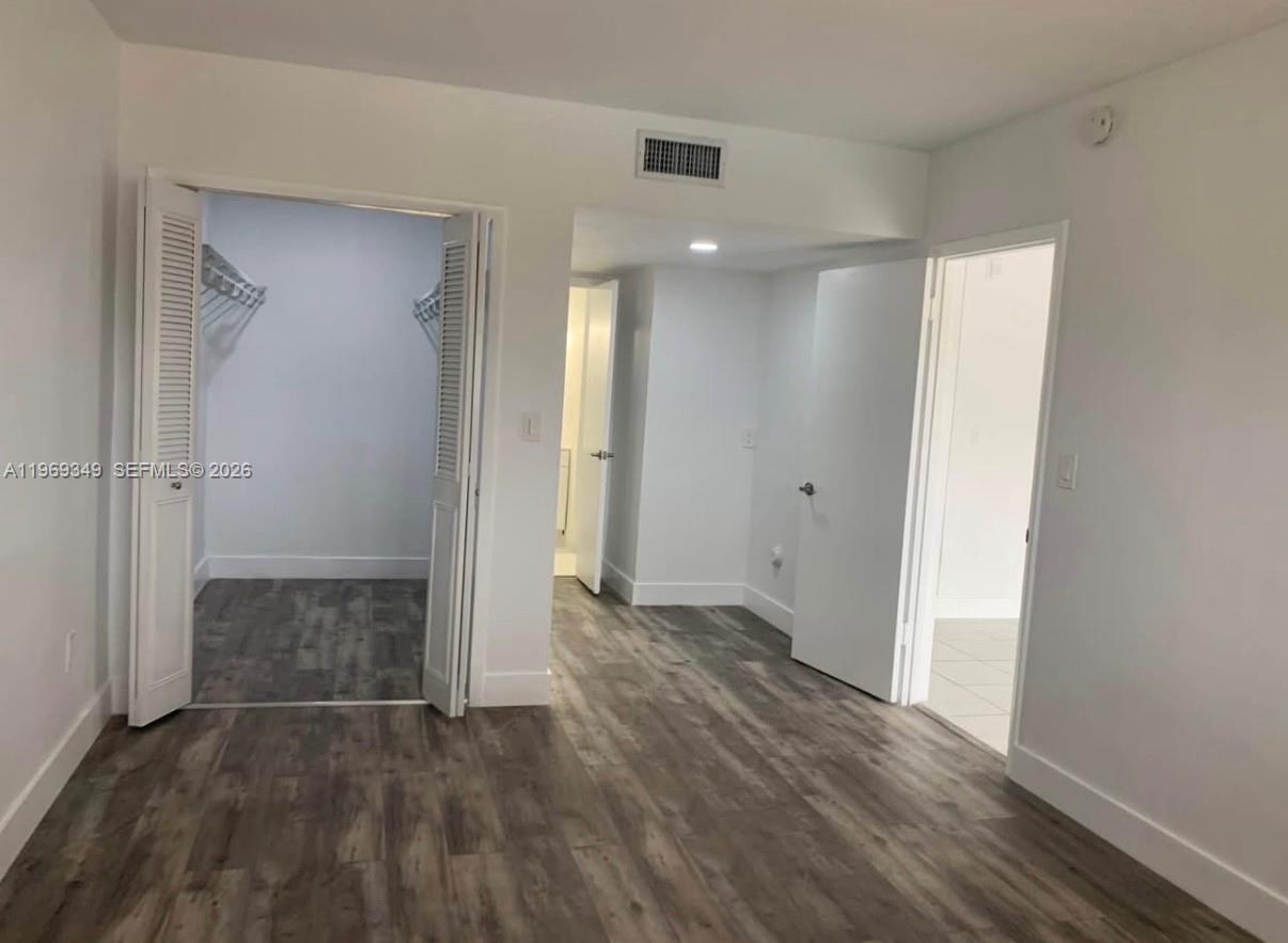 DADELAND PARK CONDO - Residential