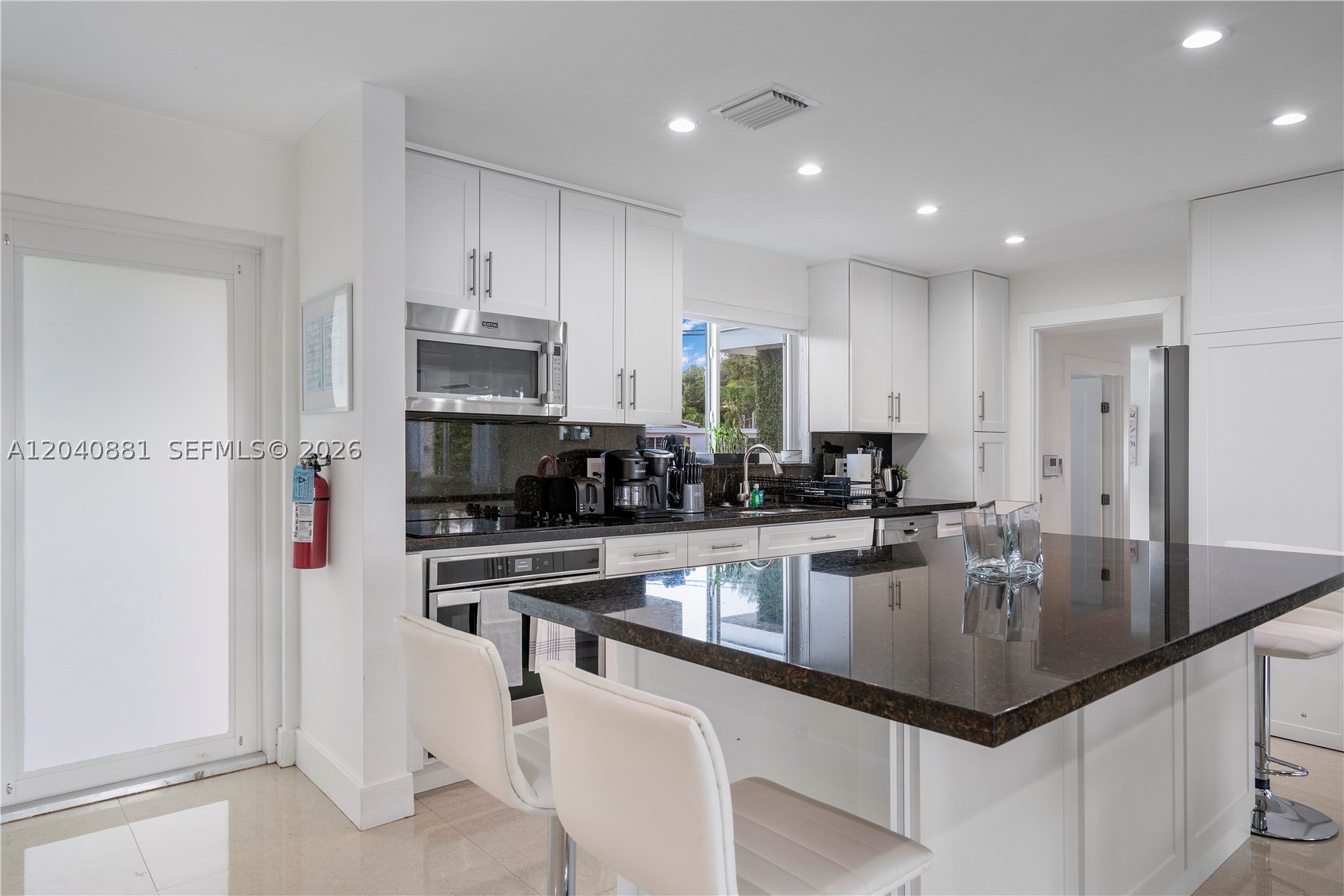HIGHLAND LAKES - Residential Lease