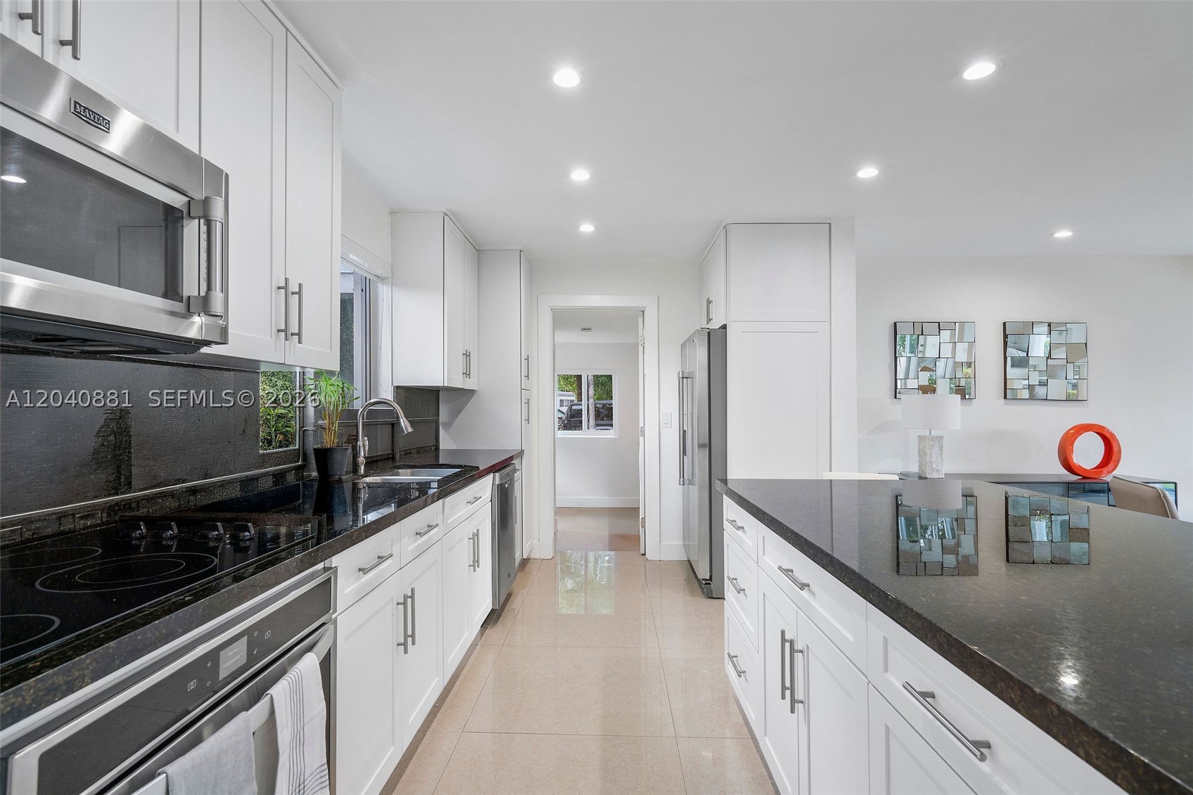 HIGHLAND LAKES - Residential Lease